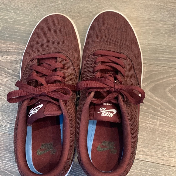 Nike Shoes - Nike SB sneakers